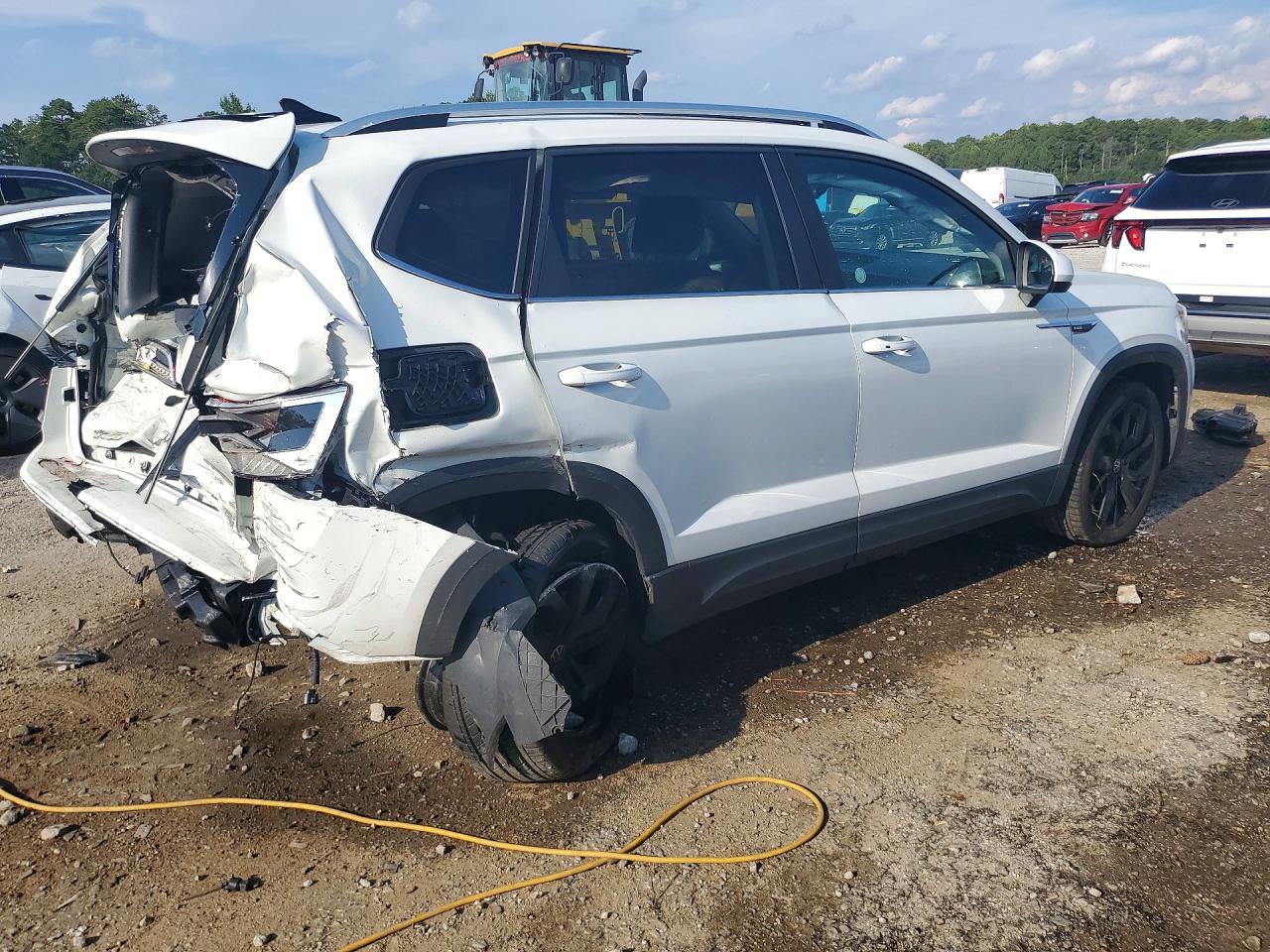 2024 VOLKSWAGEN TAOS SE — снимка 3