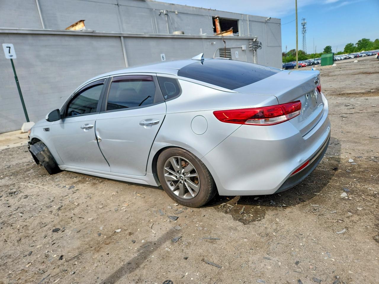 2016 KIA OPTIMA LX — снимка 2