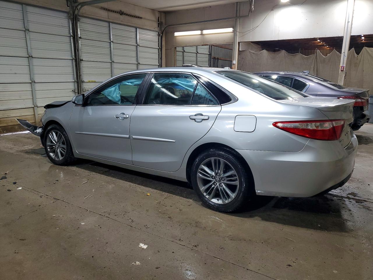 2016 TOYOTA CAMRY SE — снимка 2