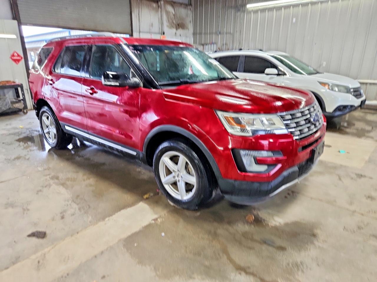 2017 FORD EXPLORER XLT — снимка 4