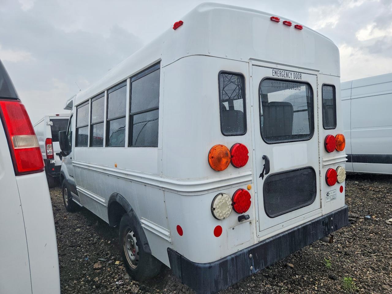 2015 FORD TRANSIT T-250 — снимка 2