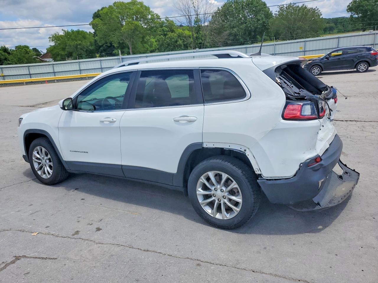 2019 JEEP CHEROKEE LATITUDE — снимка 2