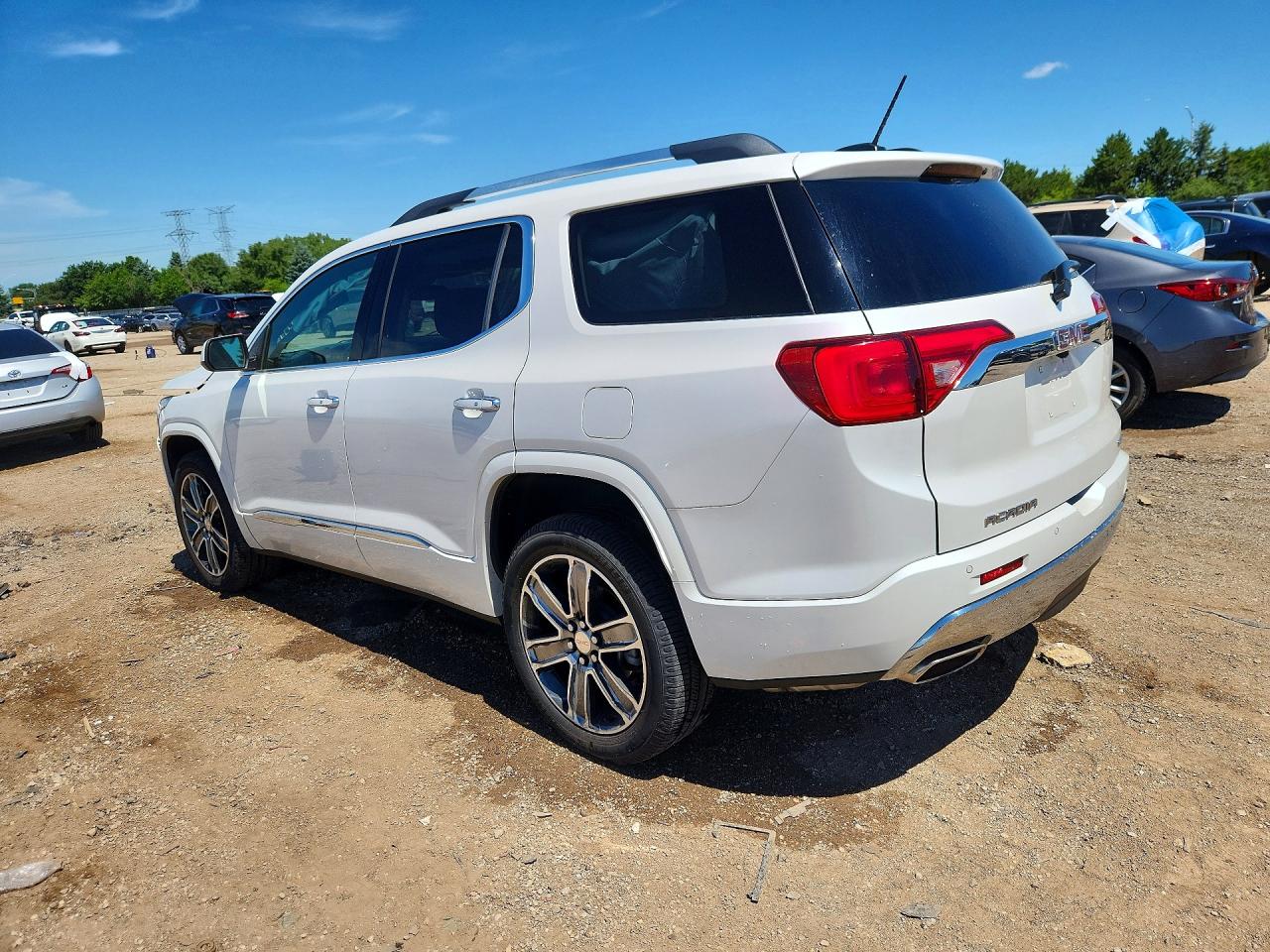 2019 GMC ACADIA DENALI — снимка 2