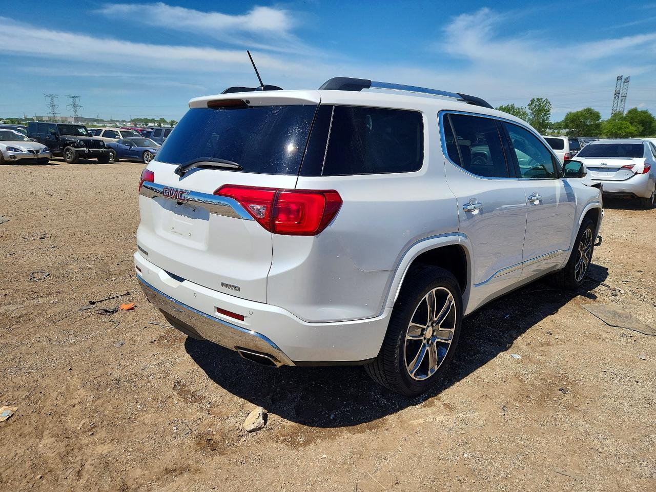 2019 GMC ACADIA DENALI — снимка 3
