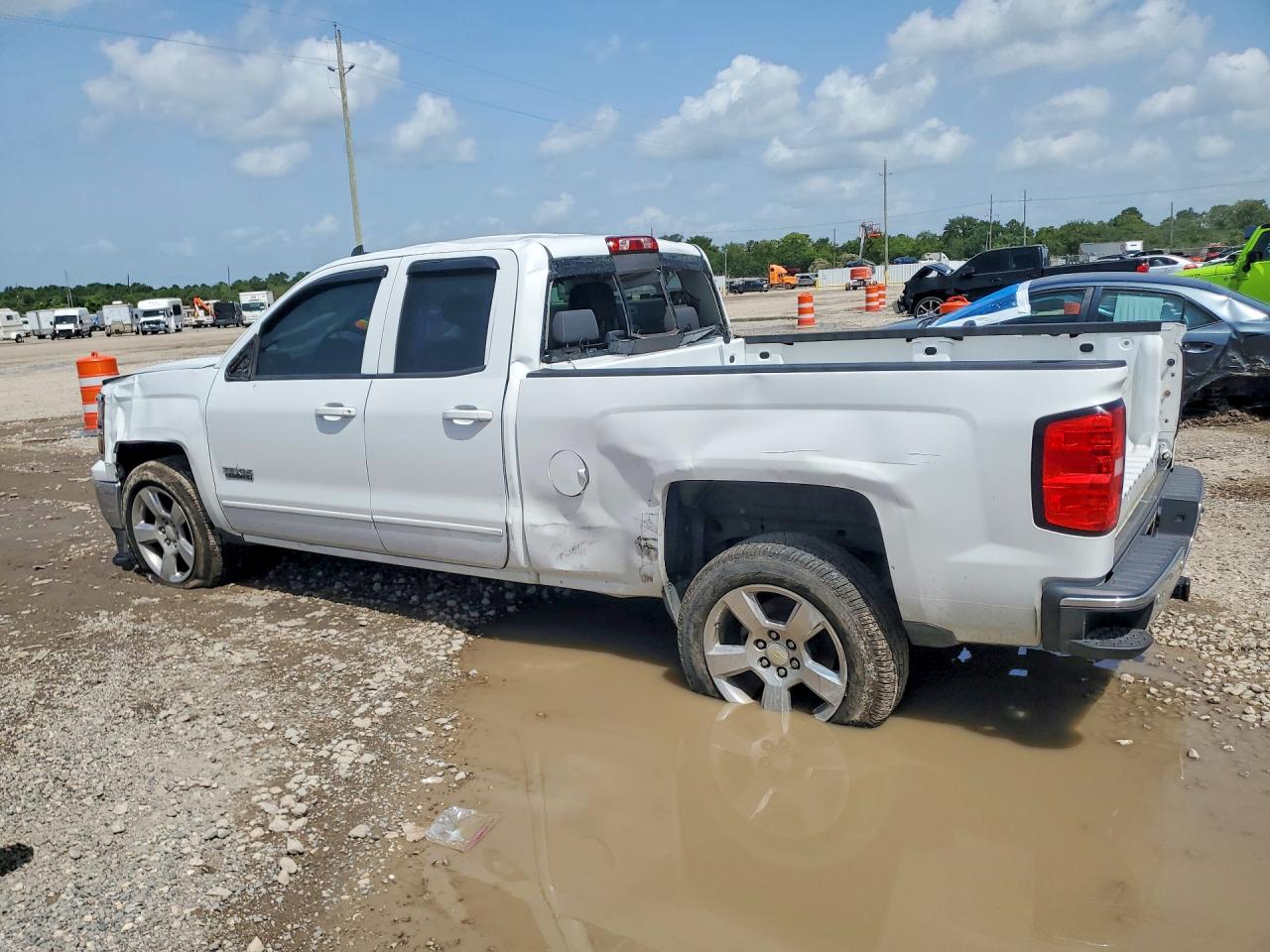 2015 CHEVROLET SILVERADO C1500 LT — снимка 2