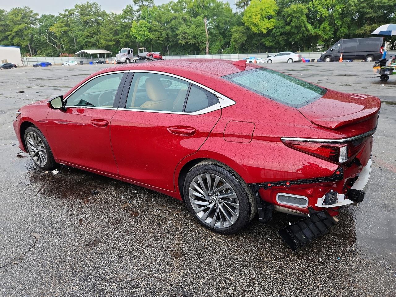 2024 LEXUS ES 300H LUXURY — снимка 2