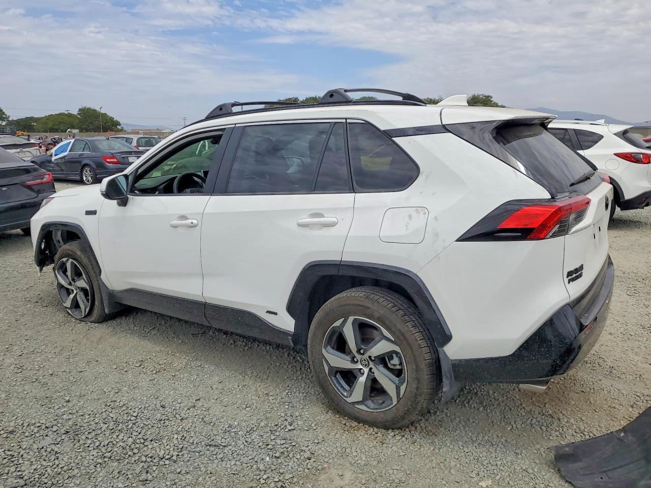 2024 TOYOTA RAV4 PRIME SE — снимка 2