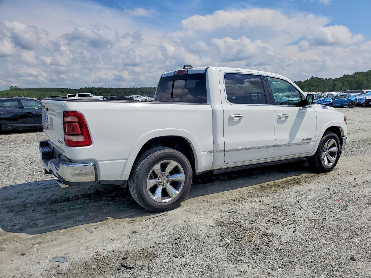 2020 RAM 1500 LIMITED — снимка 3