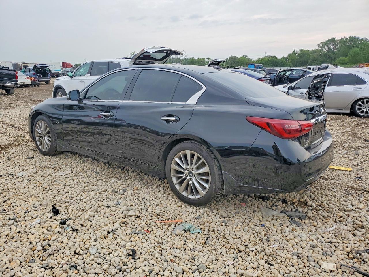 2018 INFINITI Q50 3.0T LUXE — снимка 2