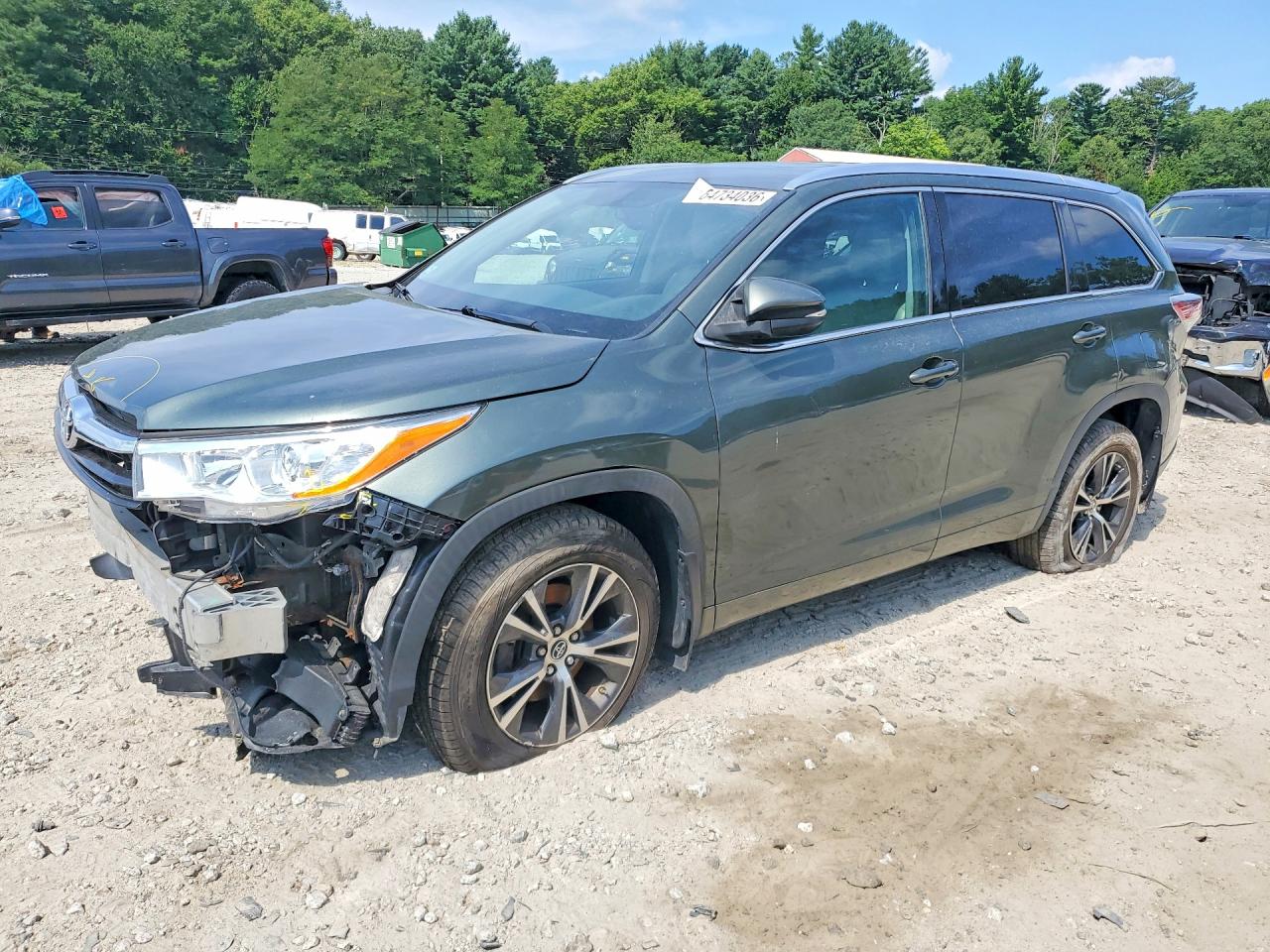 2016 TOYOTA HIGHLANDER XLE