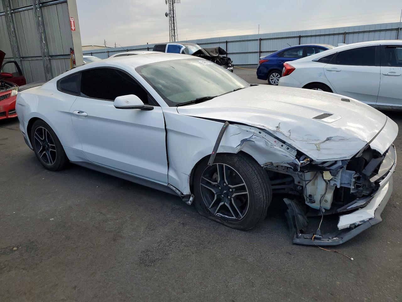 2019 FORD MUSTANG — снимка 4