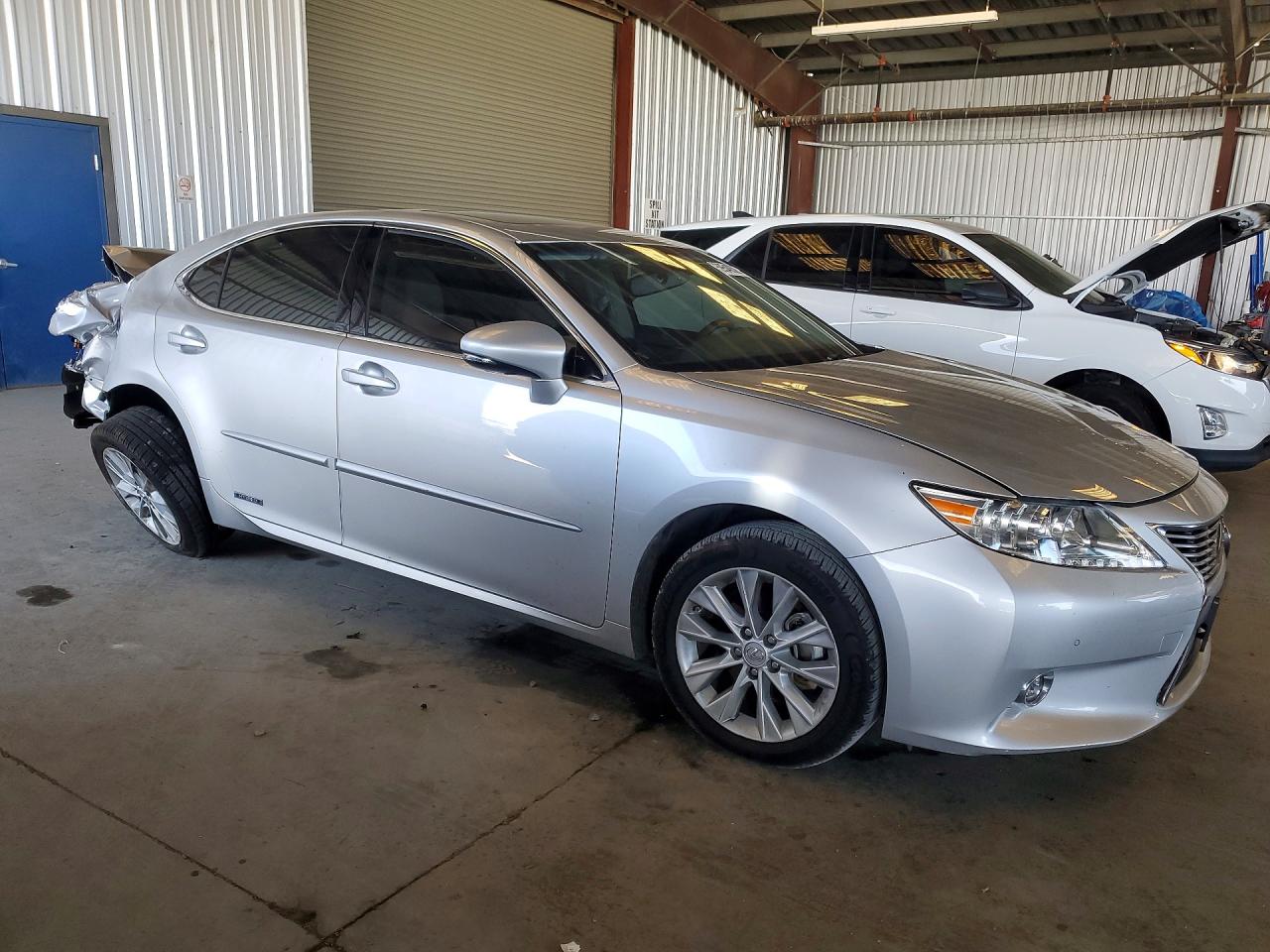 2014 LEXUS ES 300H — снимка 4