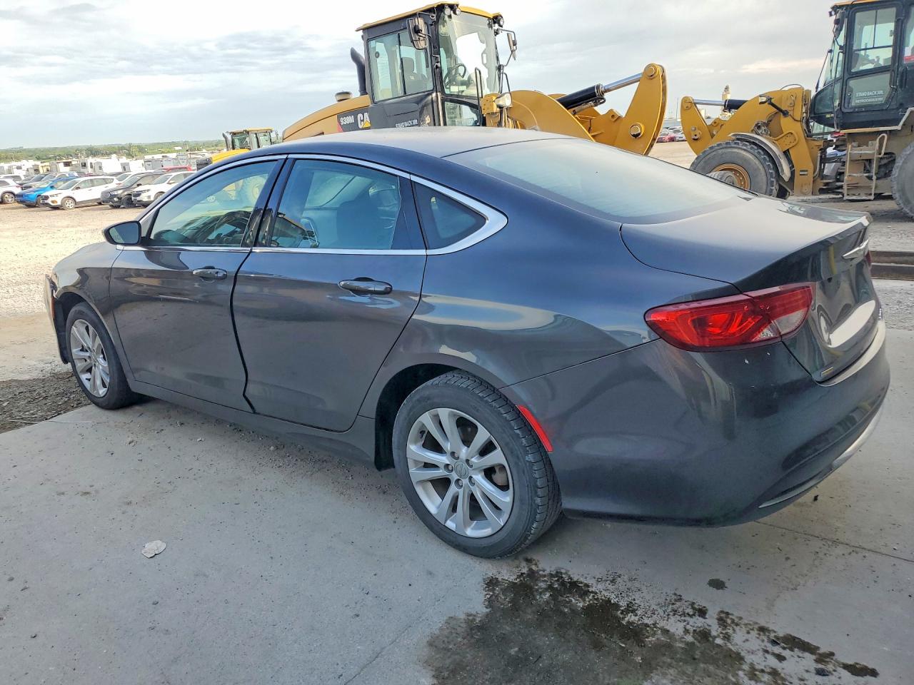 2017 CHRYSLER 200 LIMITED — снимка 2