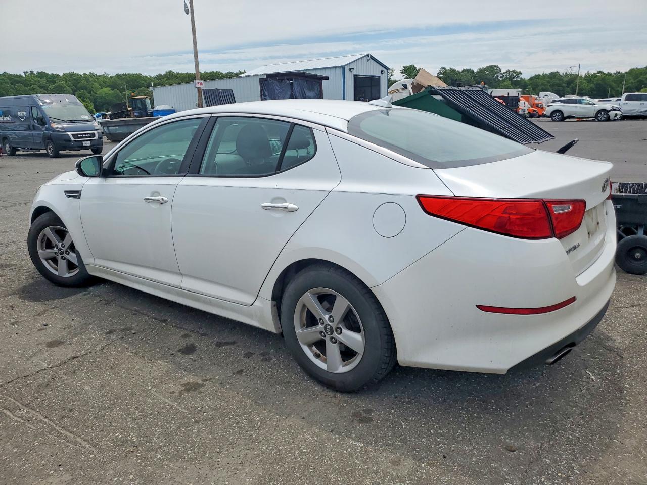 2015 KIA OPTIMA LX — снимка 2