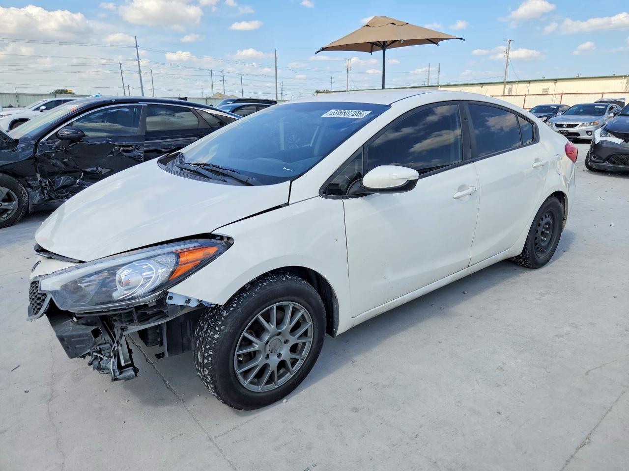 2016 KIA FORTE LX