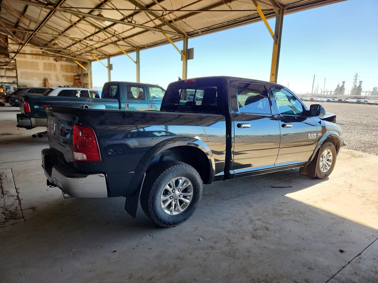 2018 RAM 1500 SLT — снимка 3