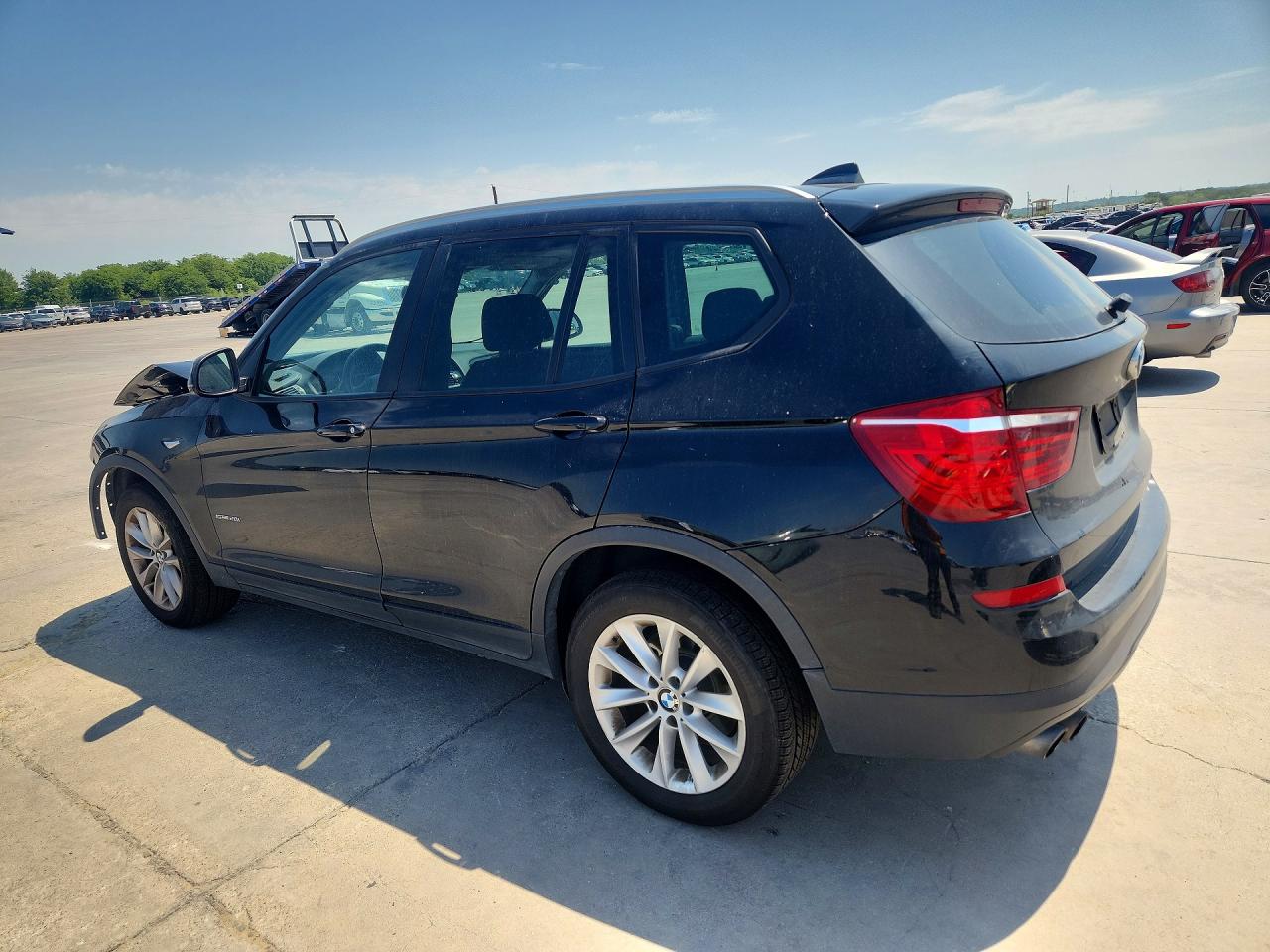 2017 BMW X3 SDRIVE28I — снимка 2