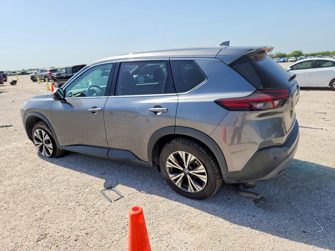 2021 NISSAN ROGUE SV — снимка 2