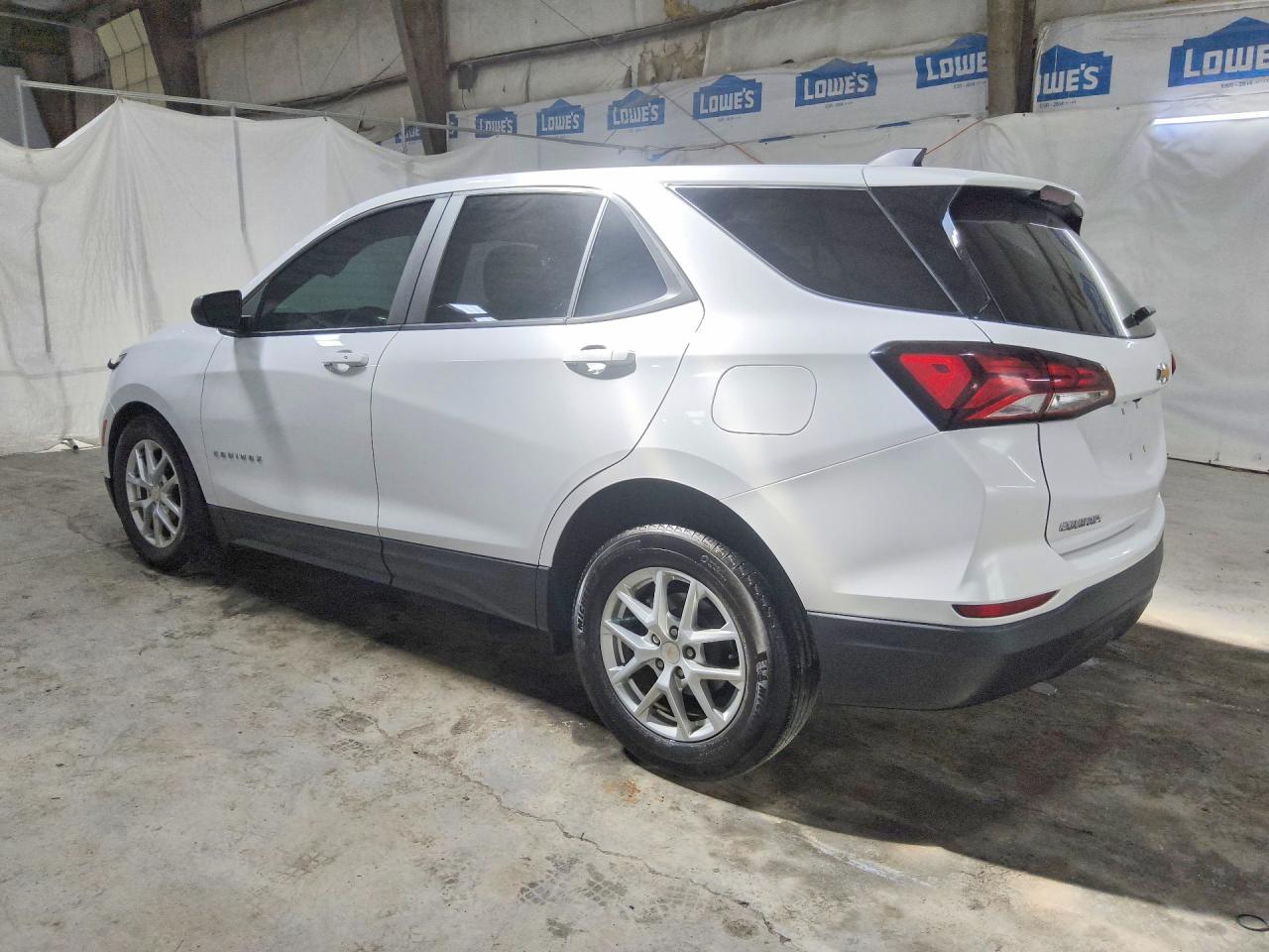 2023 CHEVROLET EQUINOX LS — снимка 2