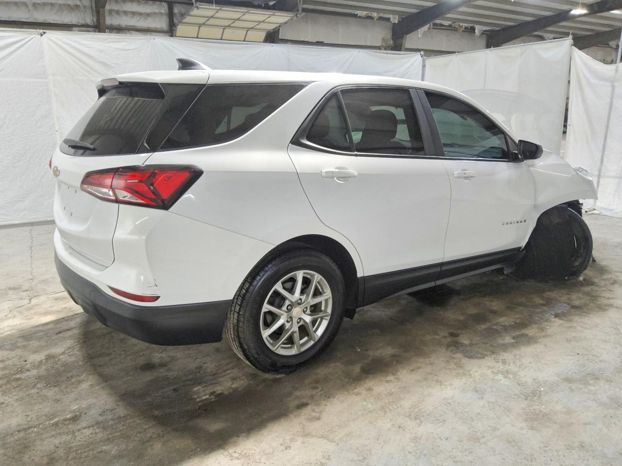 2023 CHEVROLET EQUINOX LS — снимка 3