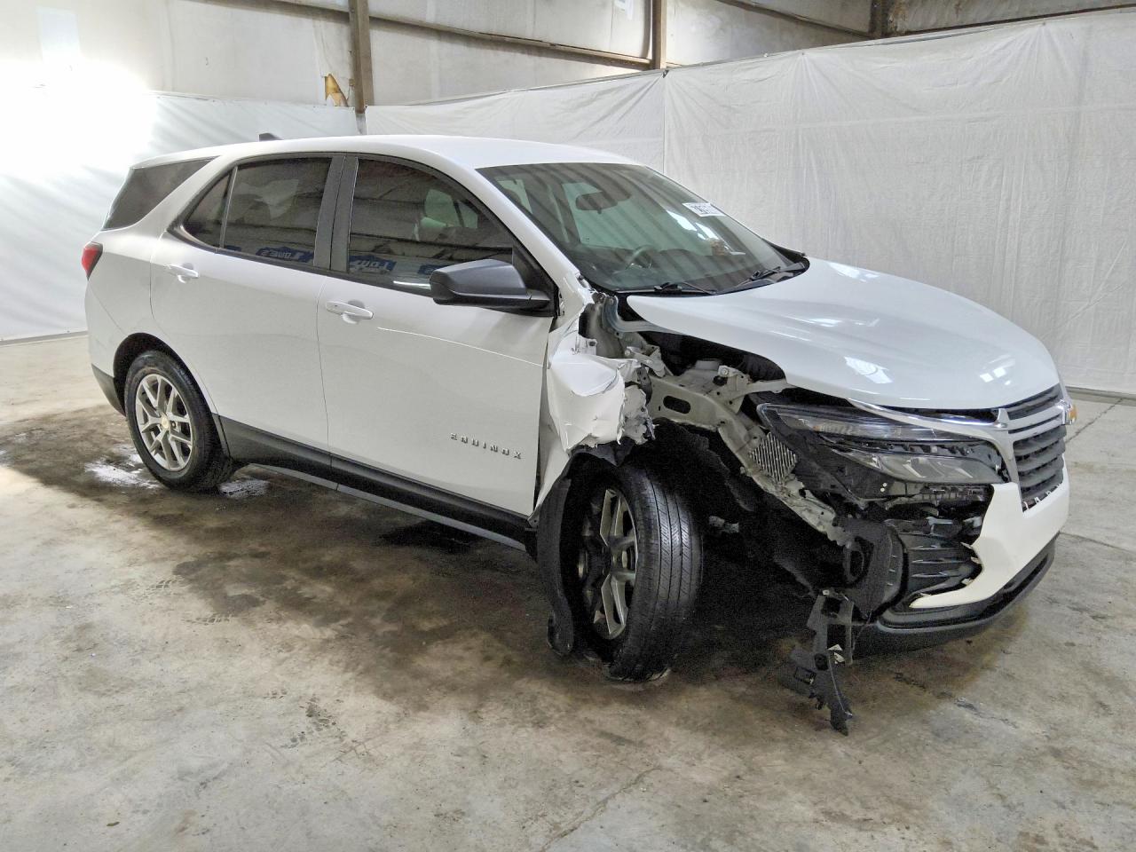 2023 CHEVROLET EQUINOX LS — снимка 4