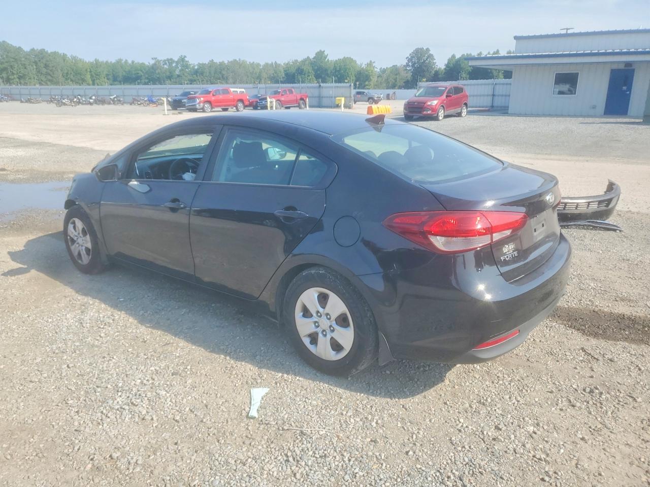 2017 KIA FORTE LX — снимка 2