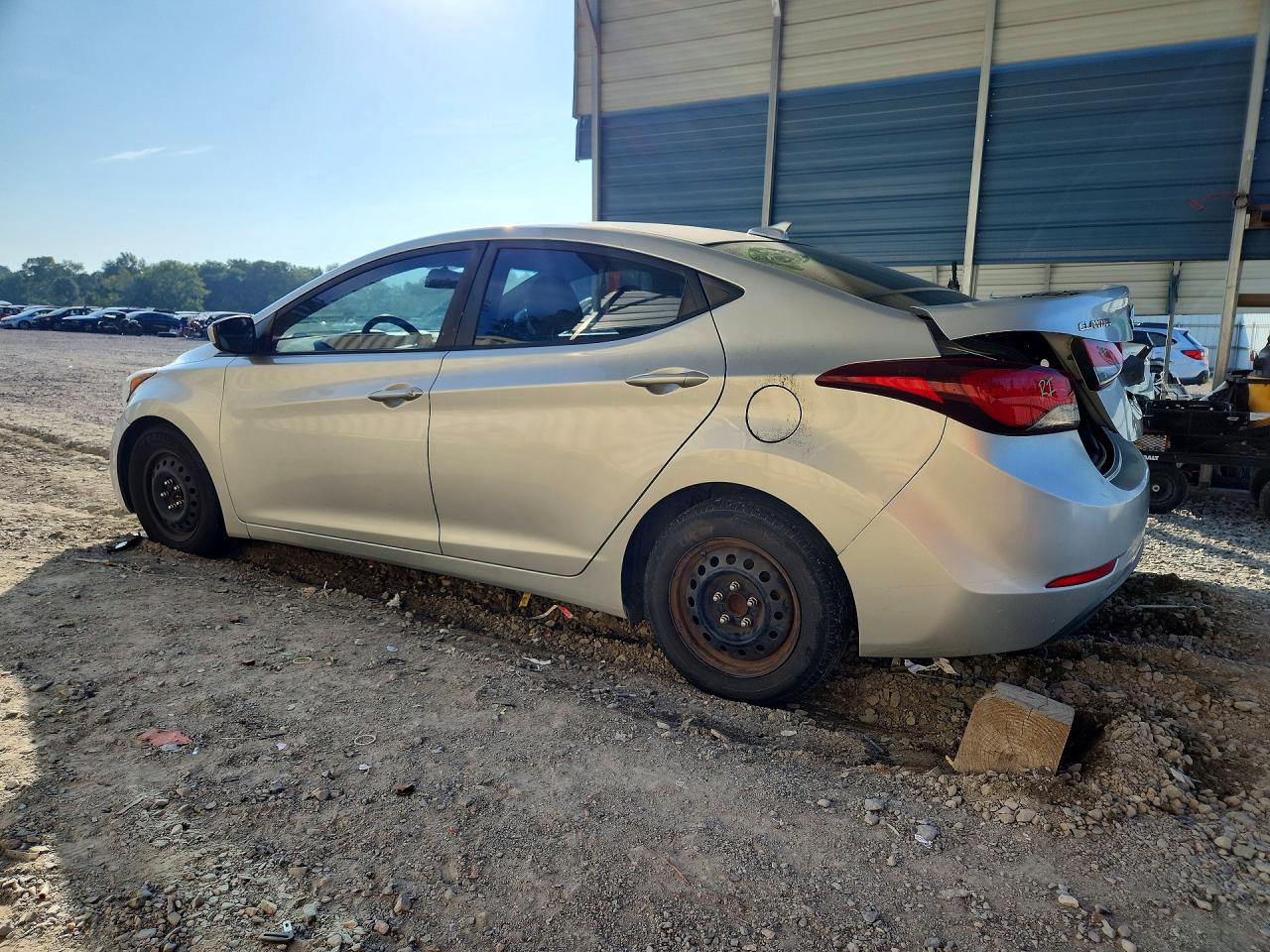 2016 HYUNDAI ELANTRA SE — снимка 2