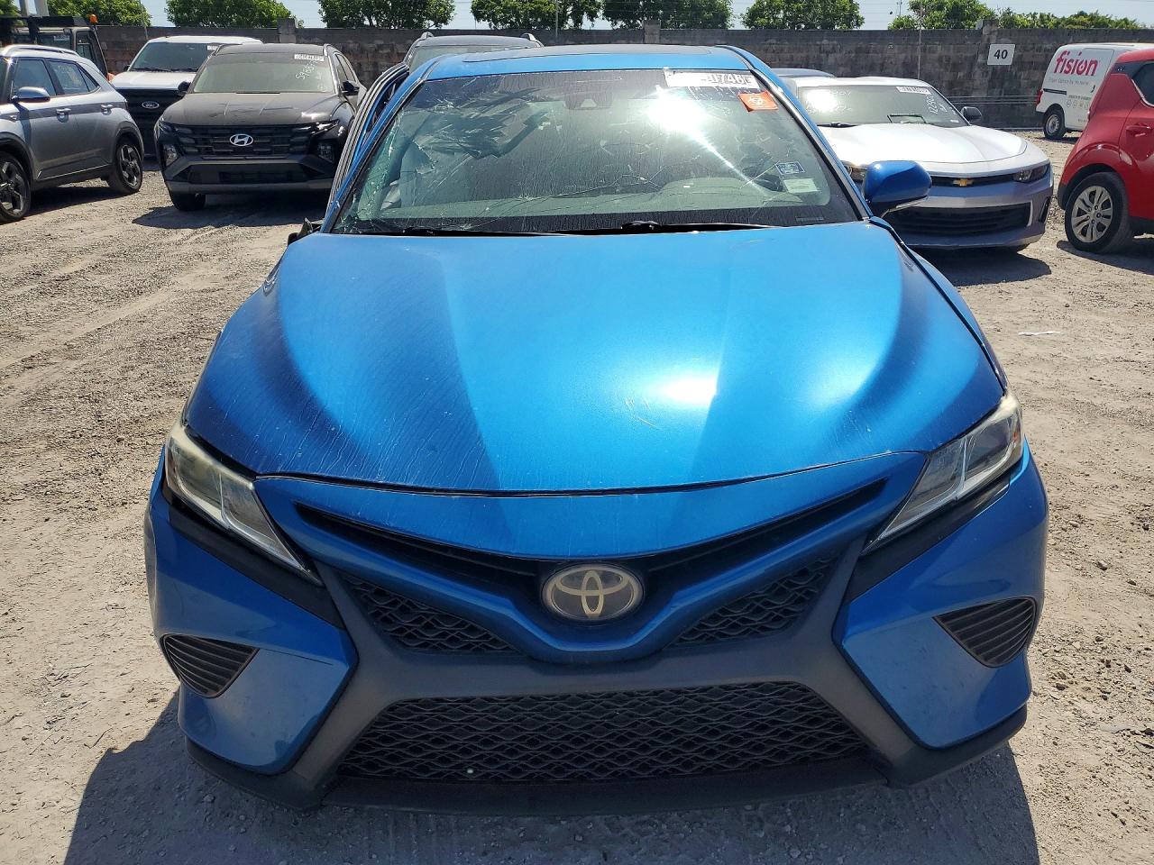2018 TOYOTA CAMRY SE — снимка 5
