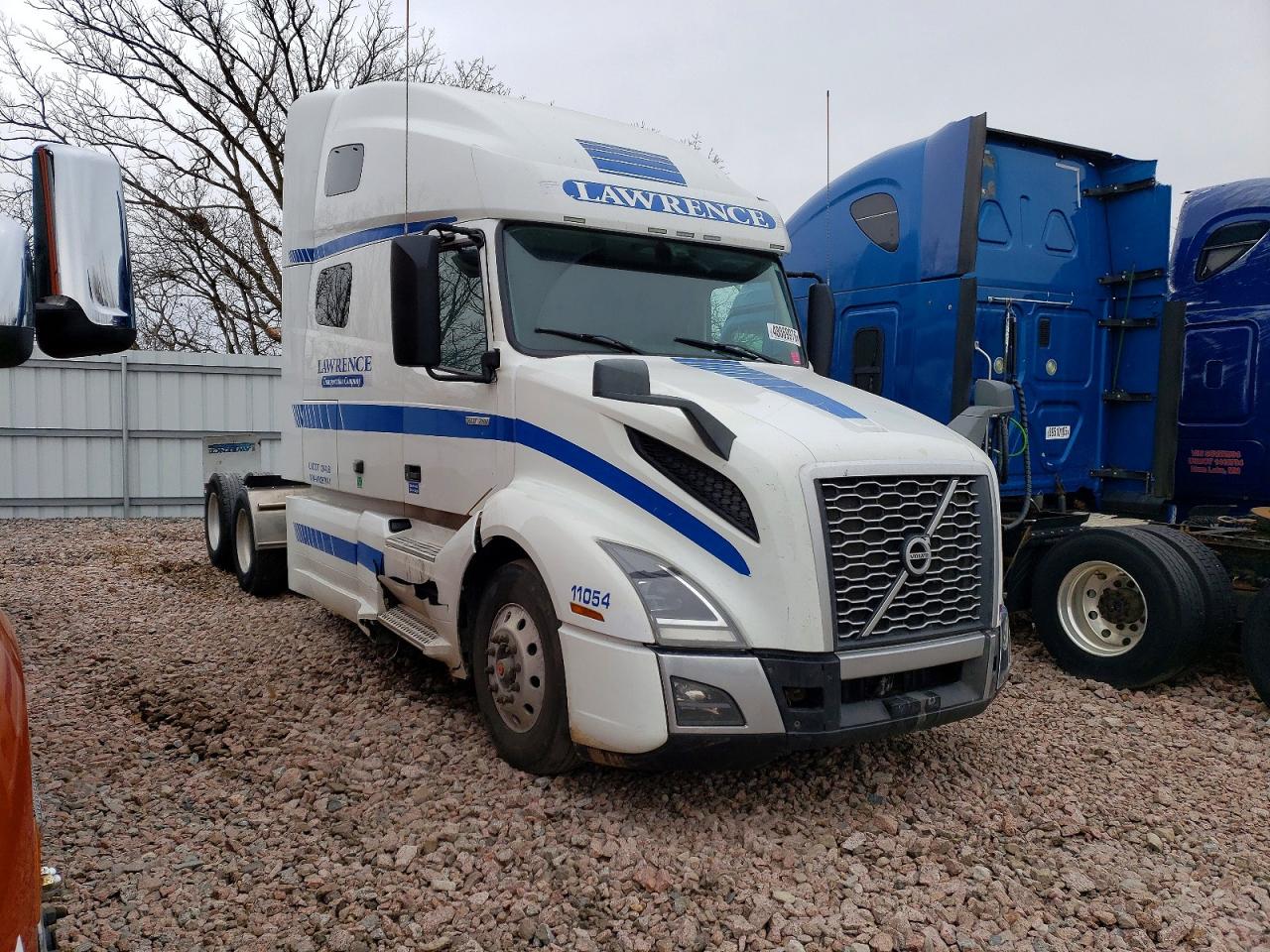 2021 VOLVO VNL