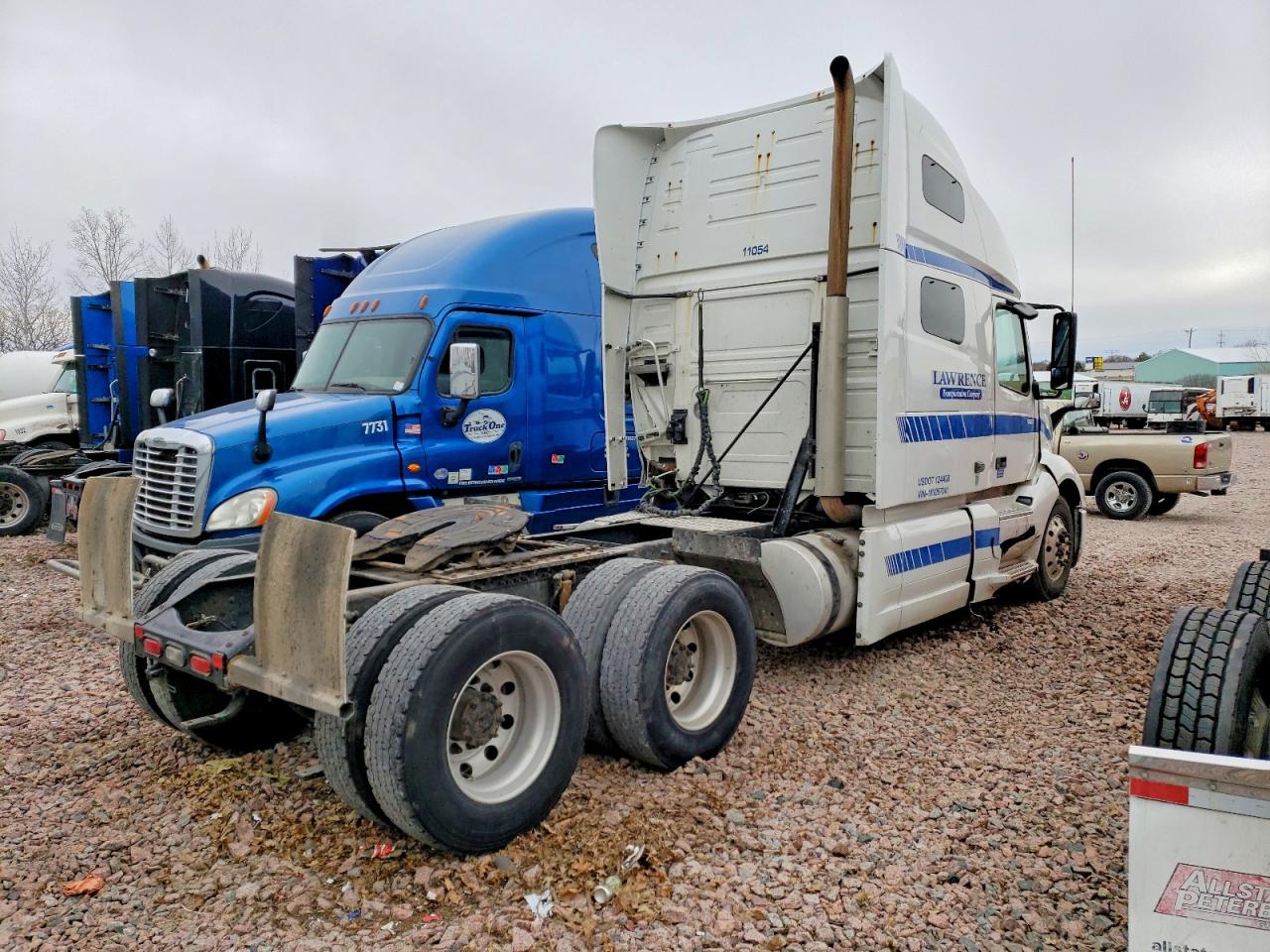 2021 VOLVO VNL — снимка 4