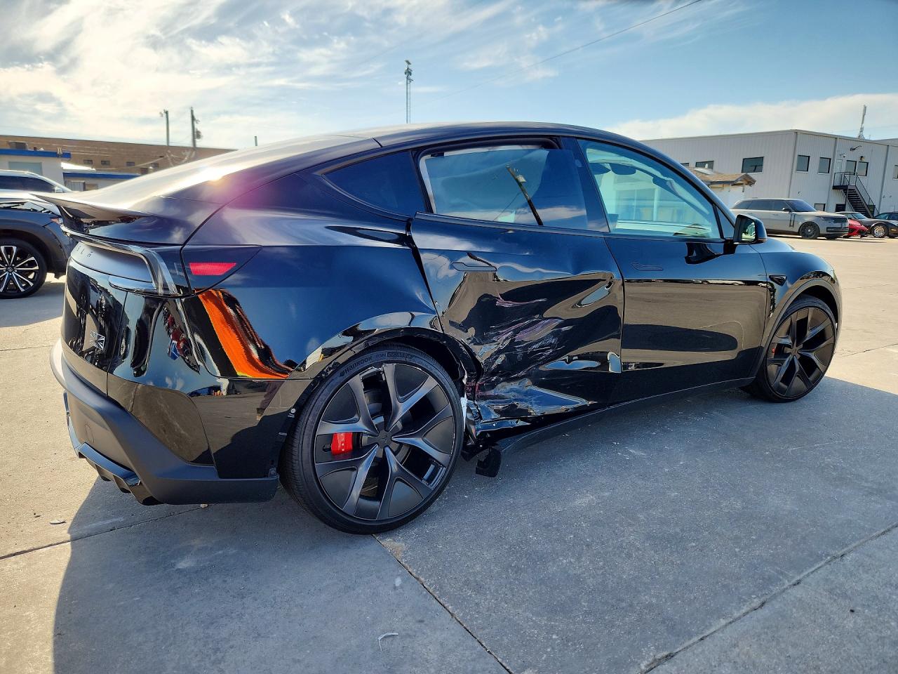 2026 TESLA MODEL Y — снимка 3