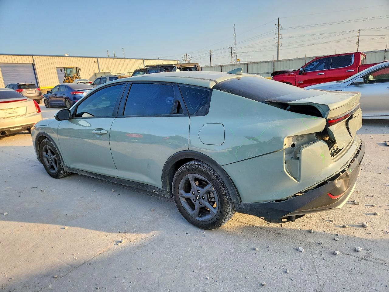 2025 KIA K4 LXS — снимка 2