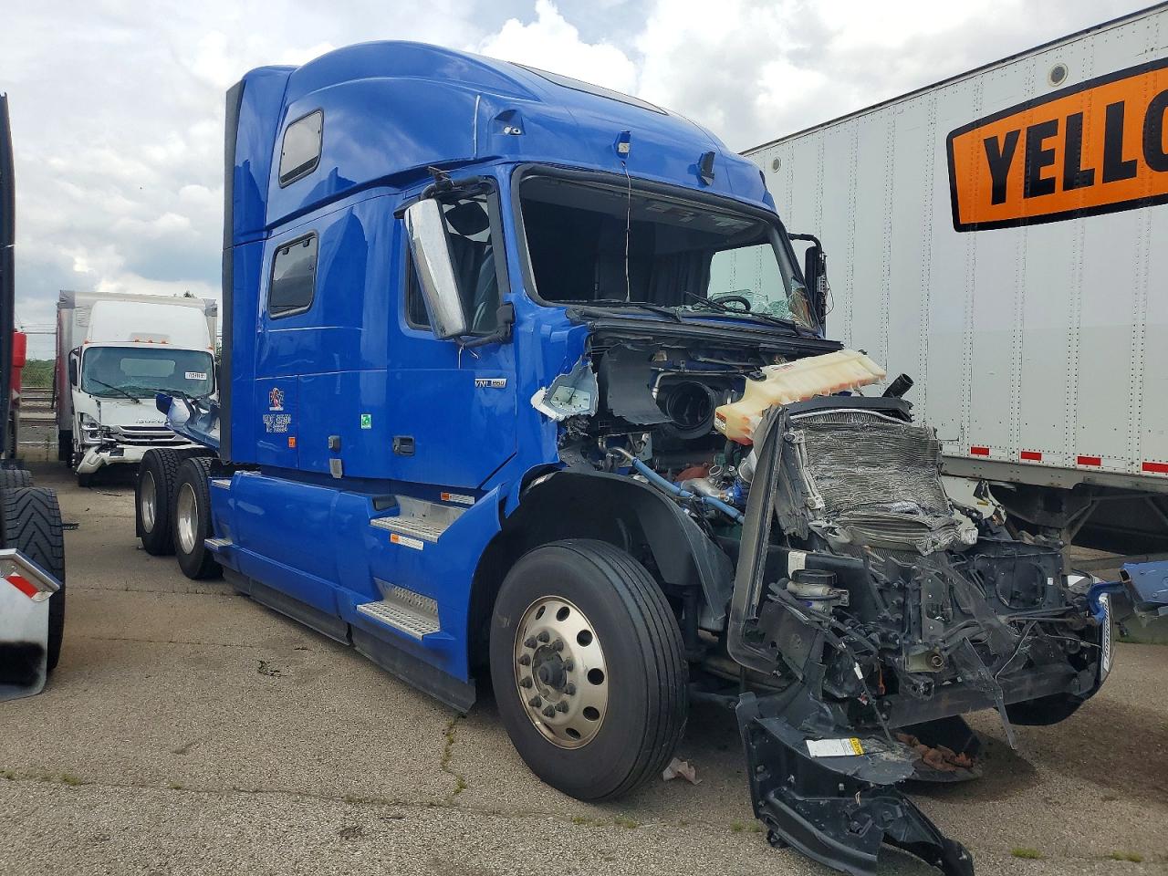 2024 VOLVO VN VNL