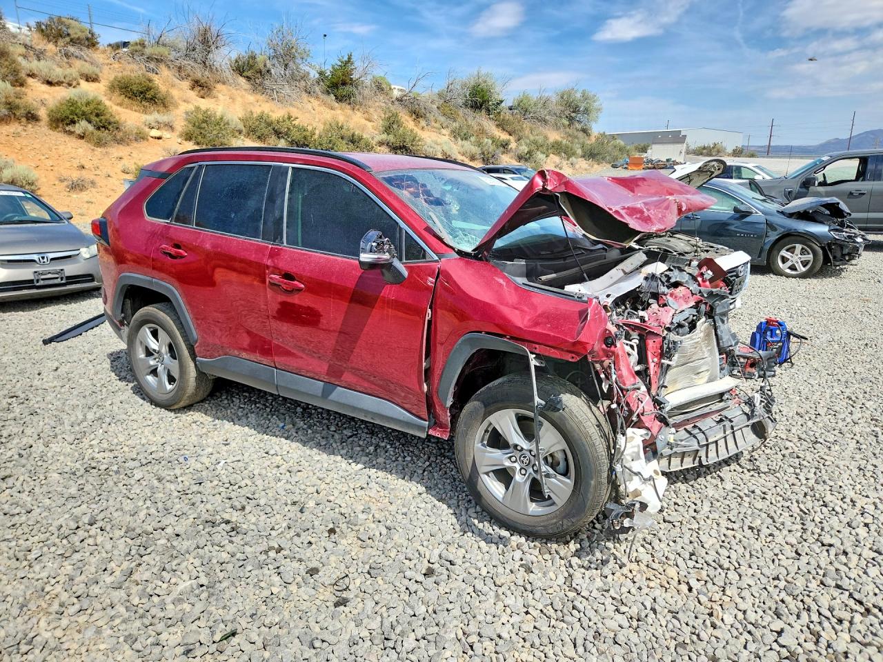 2023 TOYOTA RAV4 XLE — снимка 4
