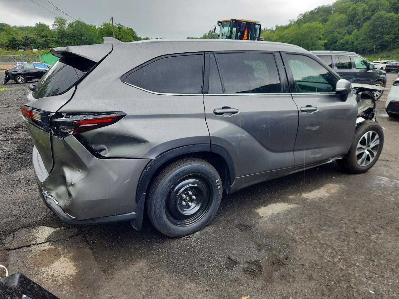 2026 TOYOTA HIGHLANDER XLE — снимка 3