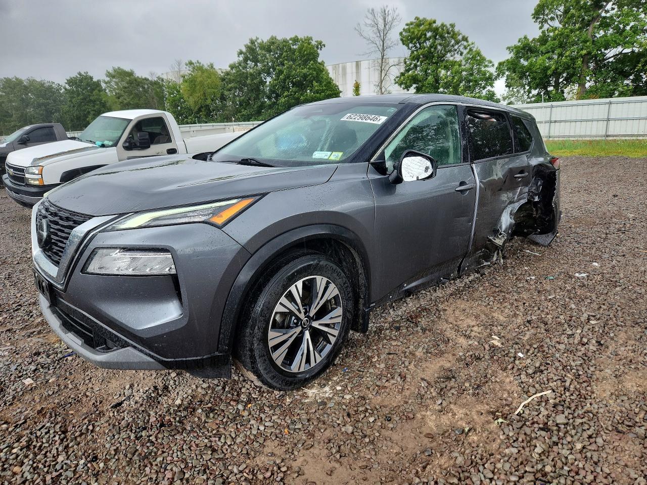 2021 NISSAN ROGUE SV