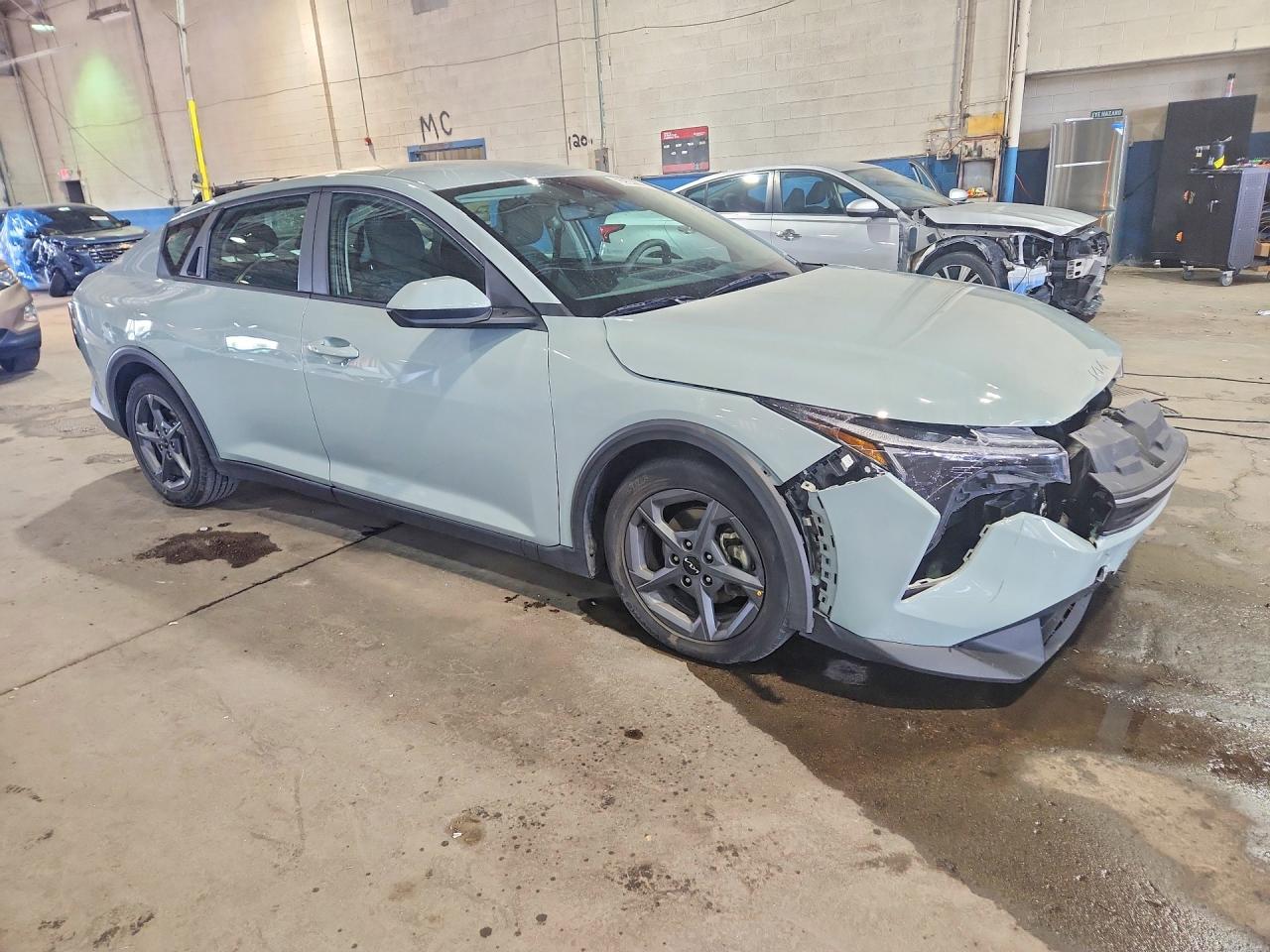 2025 KIA K4 LXS — снимка 4