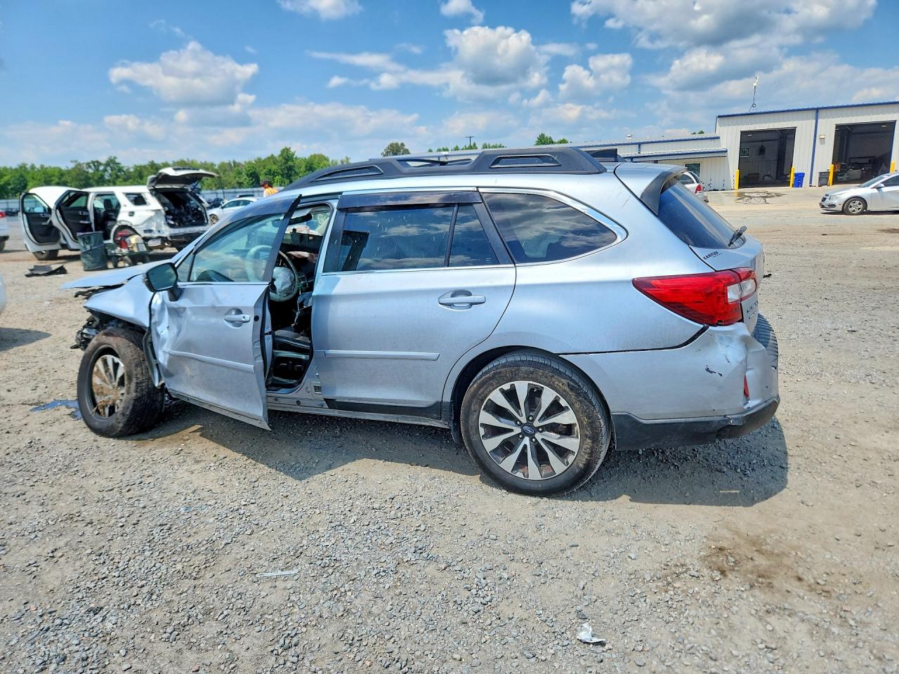 2016 SUBARU OUTBACK 3.6R LIMITED — снимка 2