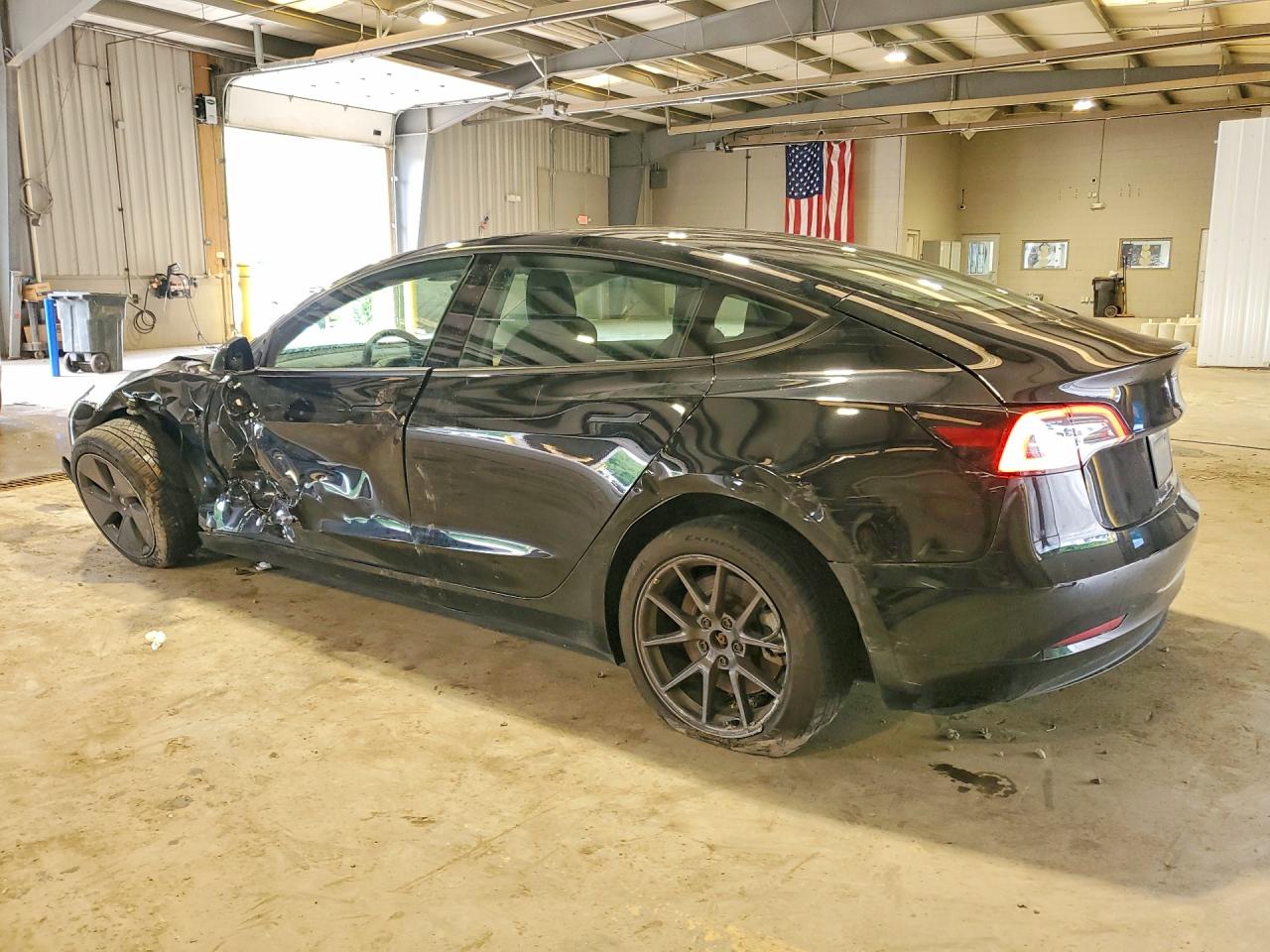 2022 TESLA MODEL 3 — снимка 2