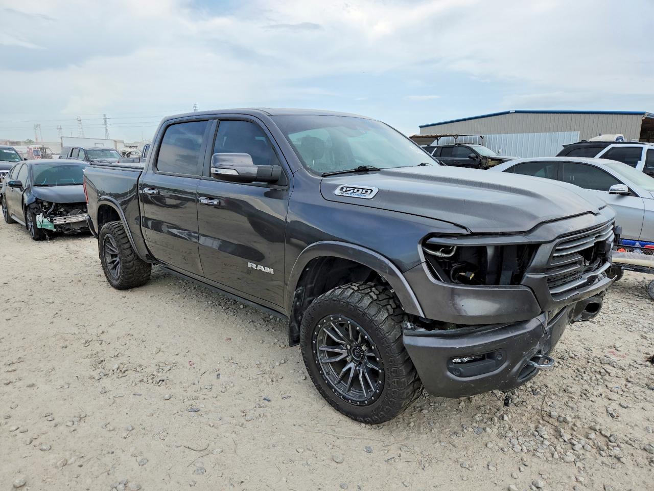 2021 RAM 1500 LARAMIE — снимка 5