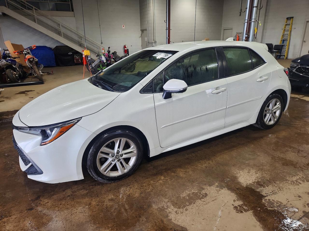 2019 TOYOTA COROLLA HATCHBACK SE