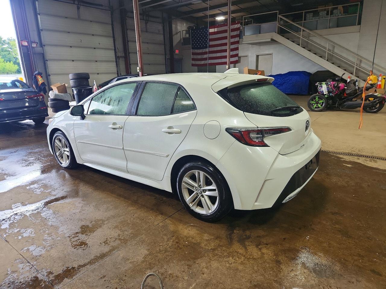 2019 TOYOTA COROLLA HATCHBACK SE — снимка 2
