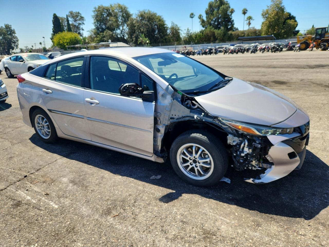 2021 TOYOTA PRIUS PRIME XLE — снимка 4