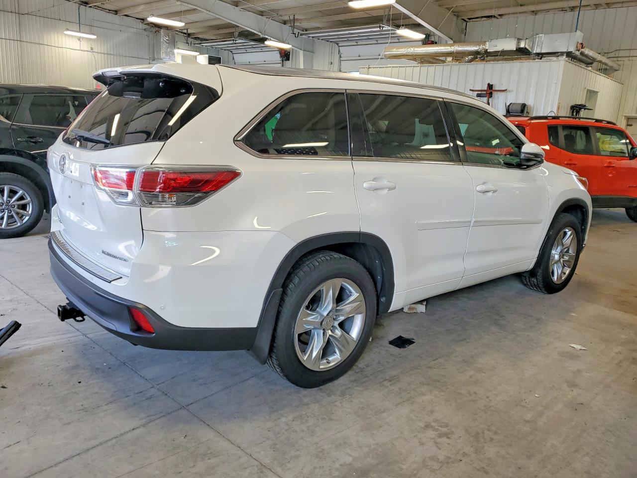 2015 TOYOTA HIGHLANDER LIMITED — снимка 3