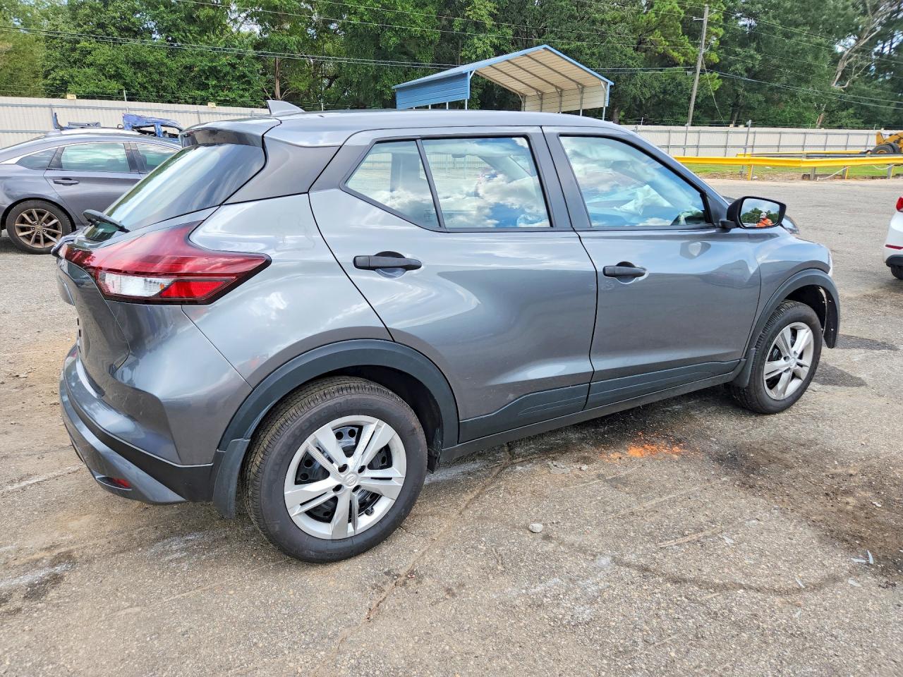 2025 NISSAN KICKS — снимка 3