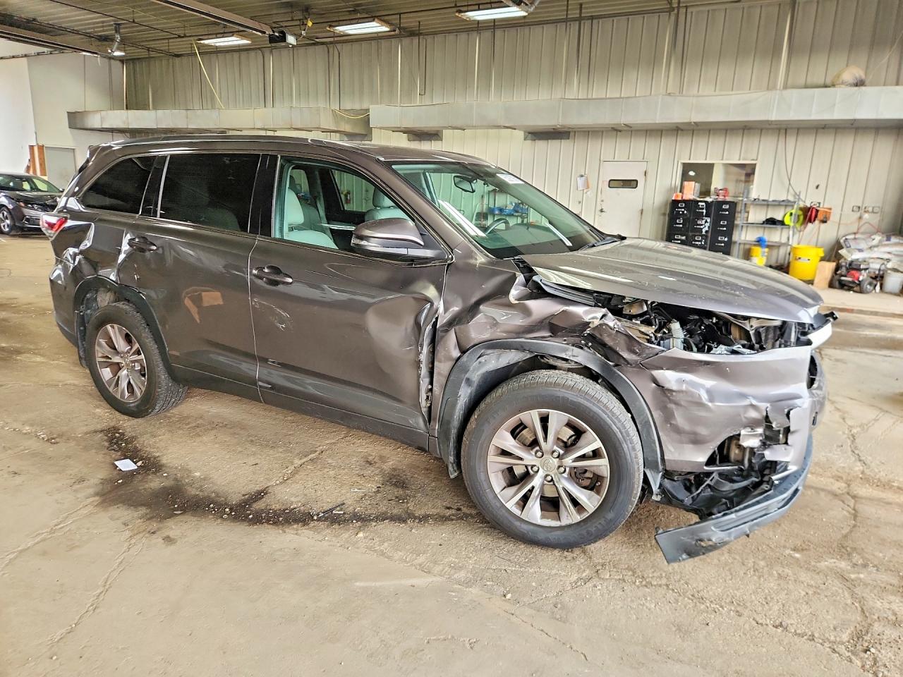 2015 TOYOTA HIGHLANDER XLE — снимка 4