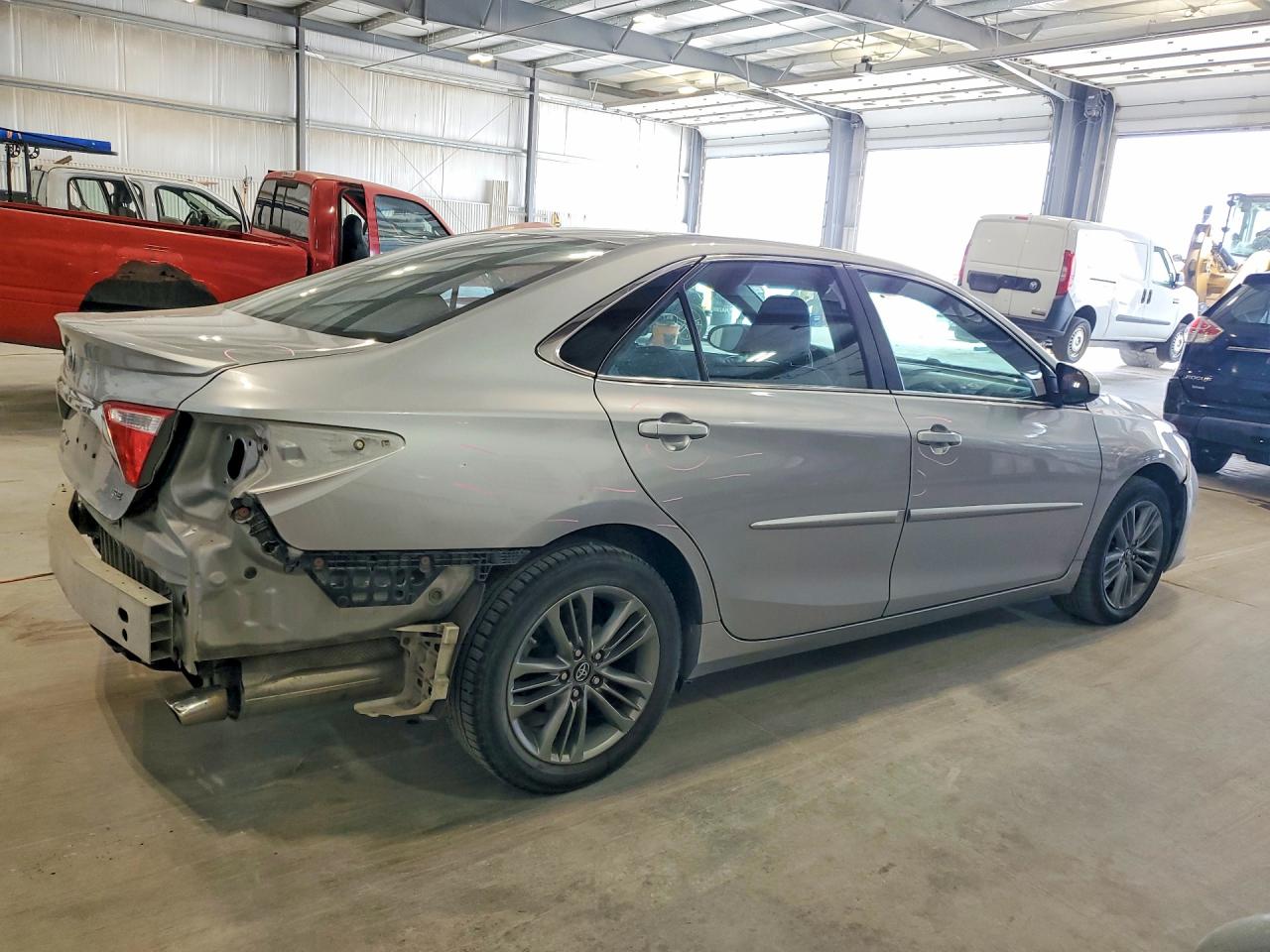 2017 TOYOTA CAMRY HYB LE/SE/XLE — снимка 3