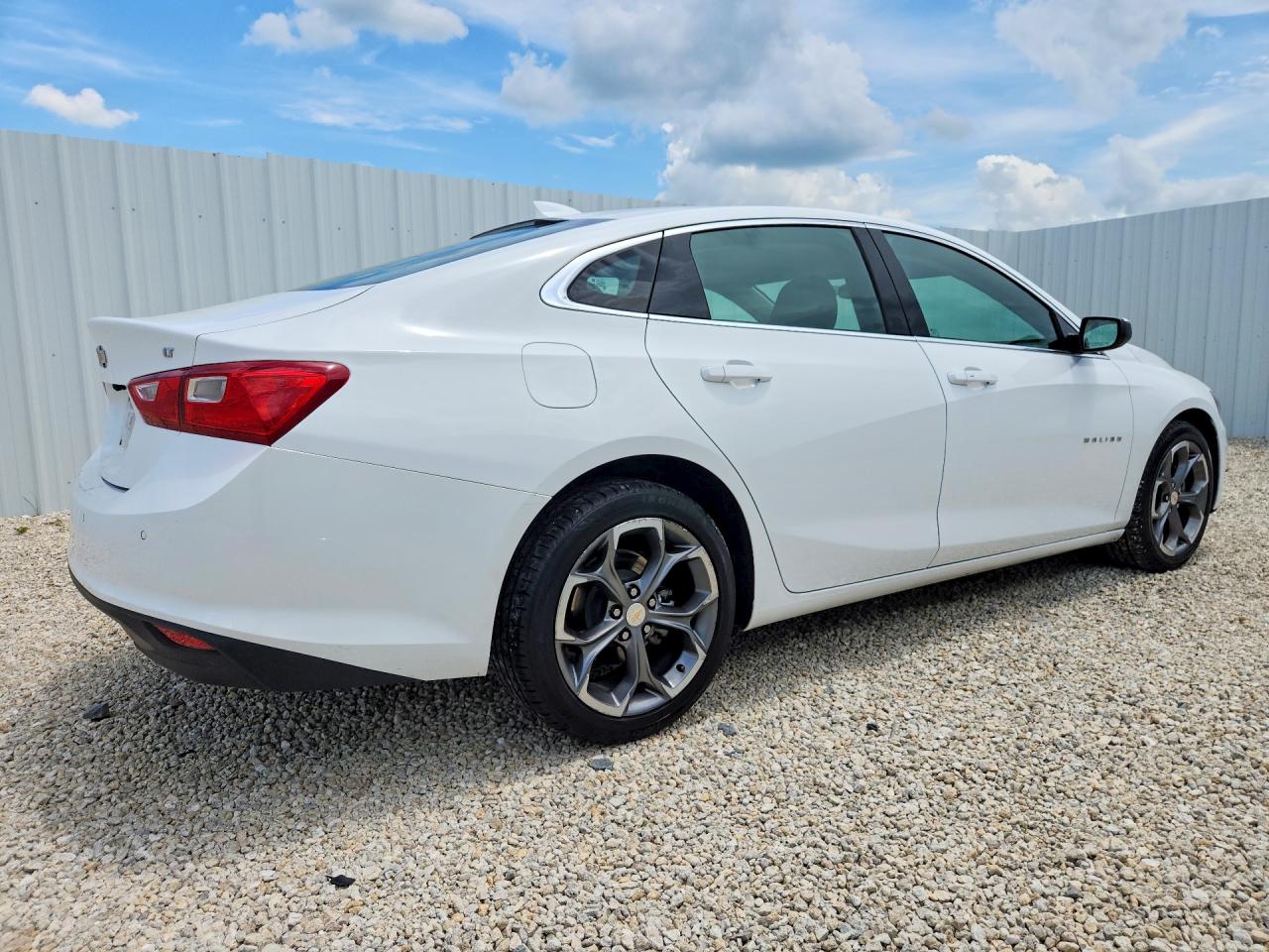 2024 CHEVROLET MALIBU LT — снимка 3