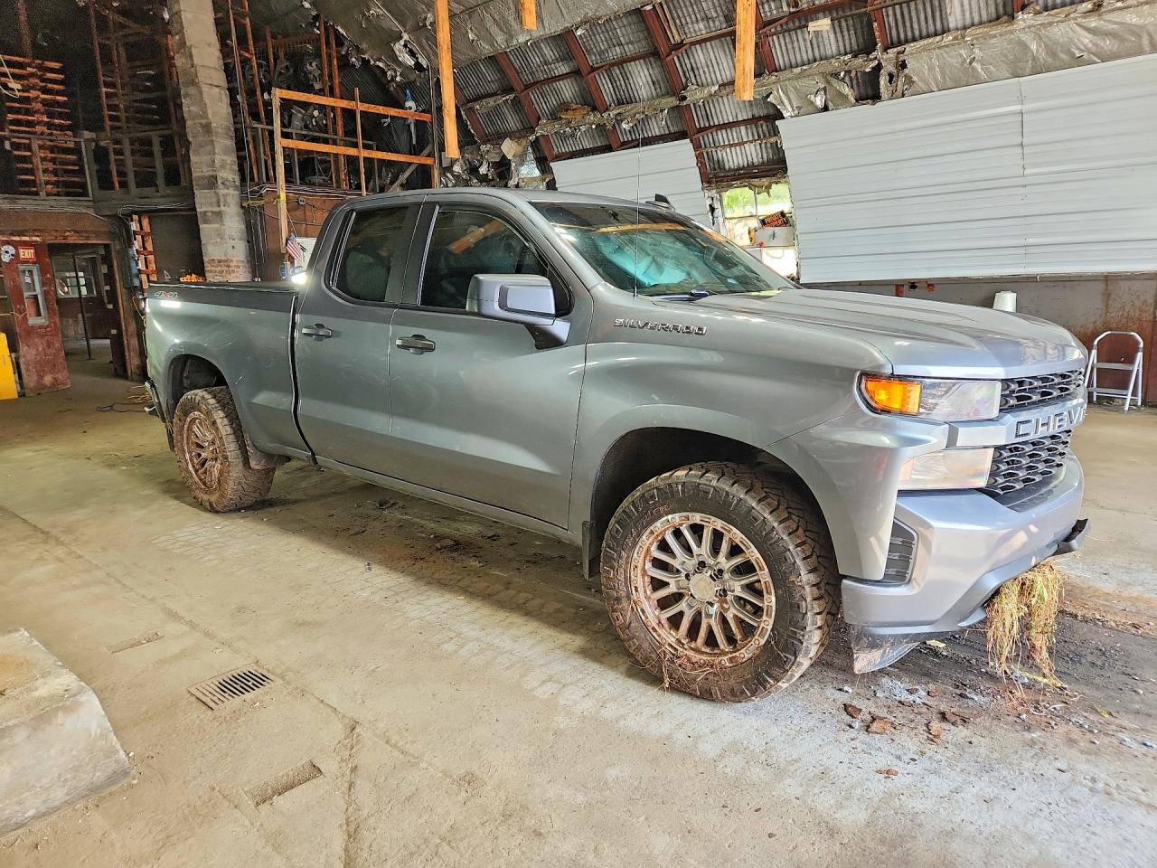 2020 CHEVROLET SILVERADO K1500 CUSTOM — снимка 4