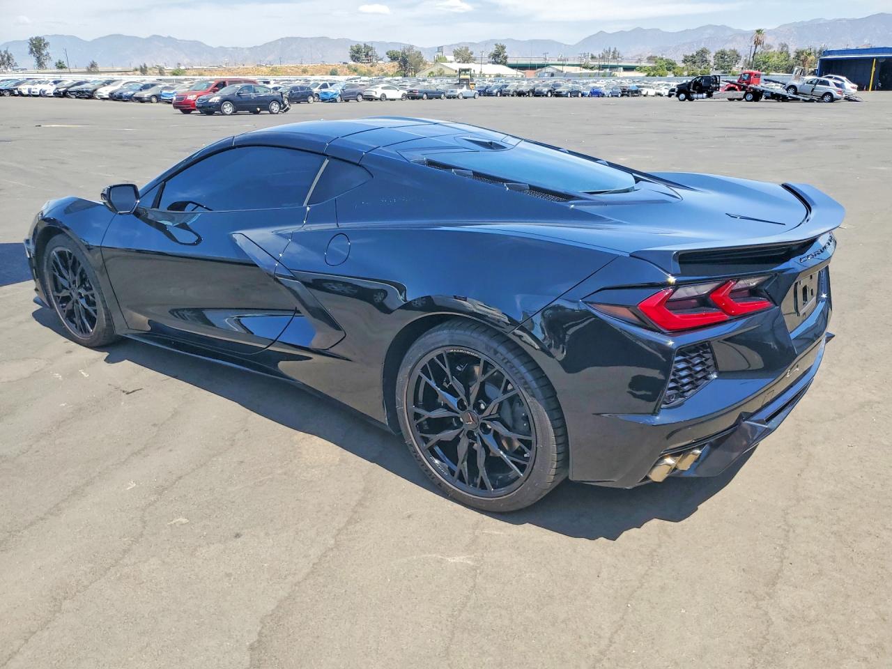 2026 CHEVROLET CORVETTE STINGRAY 1LT — снимка 2